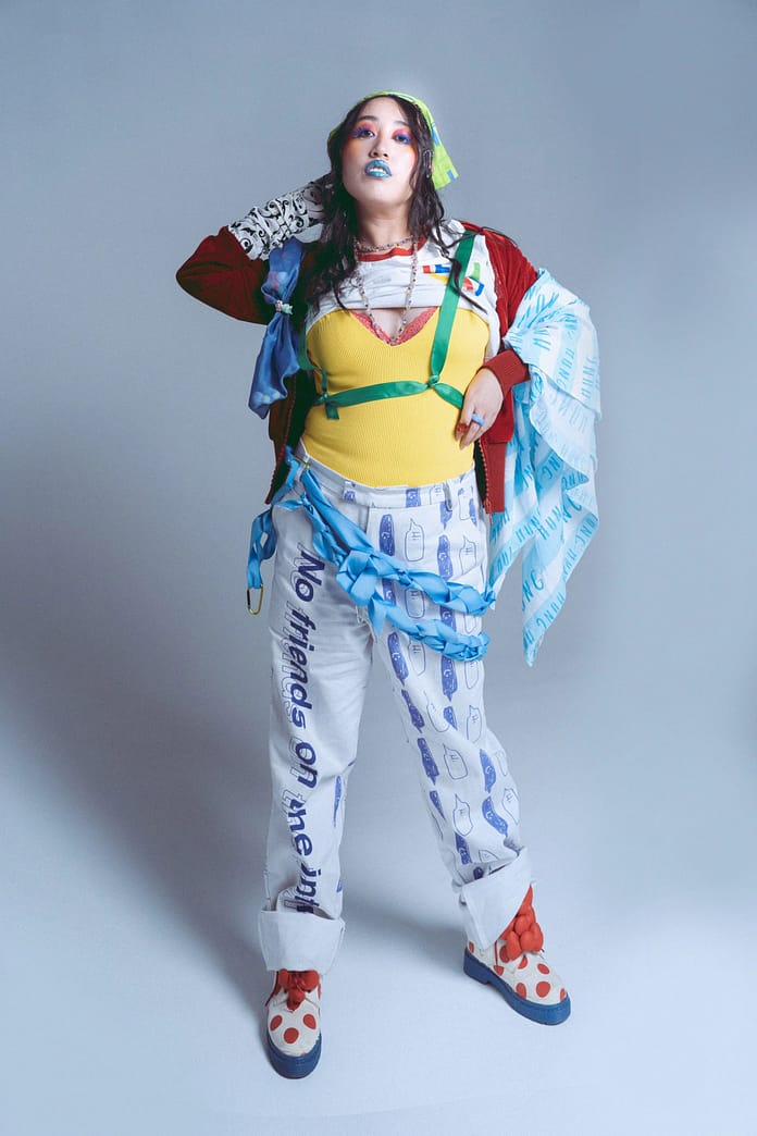 MUNGMUNG Explores The Intricacies Of Online Friendships In A Melodically Alluring 'Internet Friends'