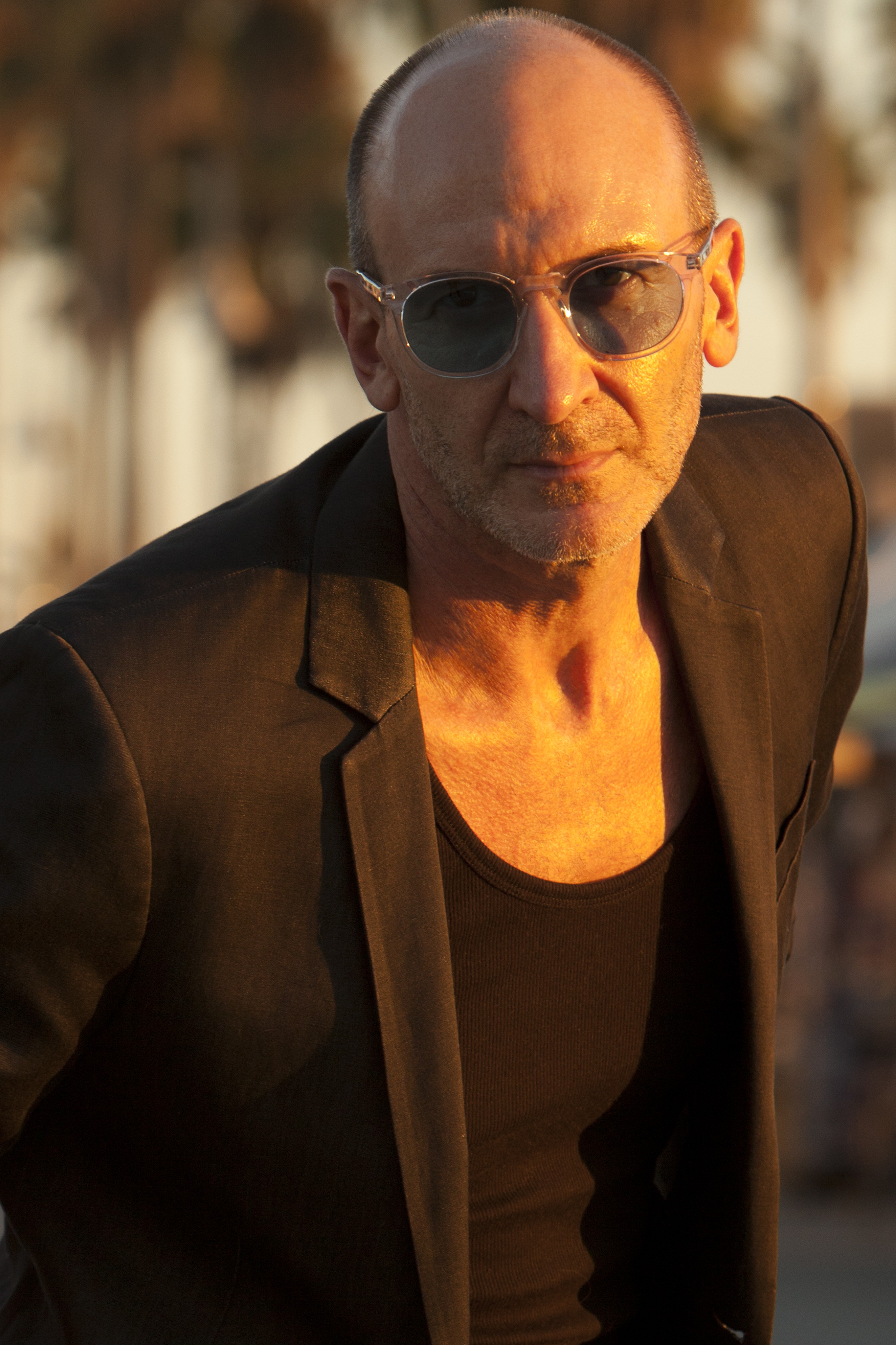 Eddie Cohn Releases A New Single About Self-Liberation "Wheels Stop"