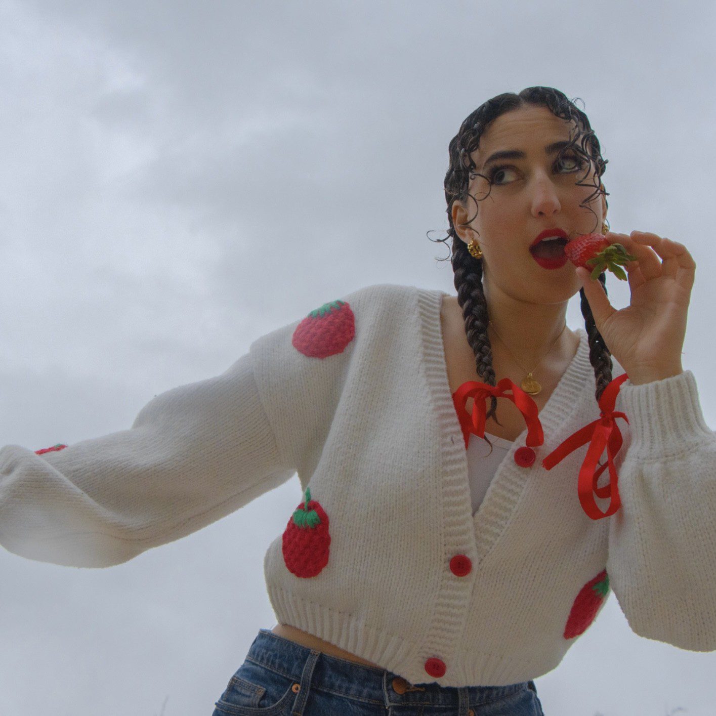 Arden Alexa Reminisce About Her First Love In New Single 'Strawberry Pie'