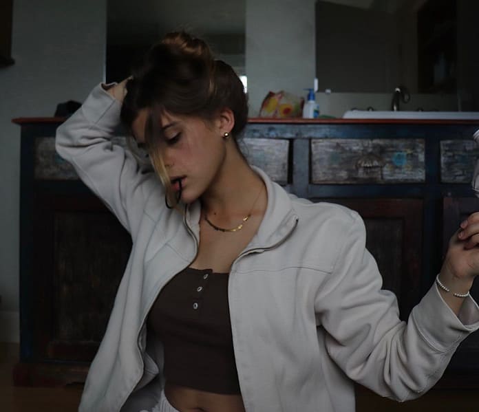 Lily Welch Premieres Her Debut EP She Dubbed 'Medicine'