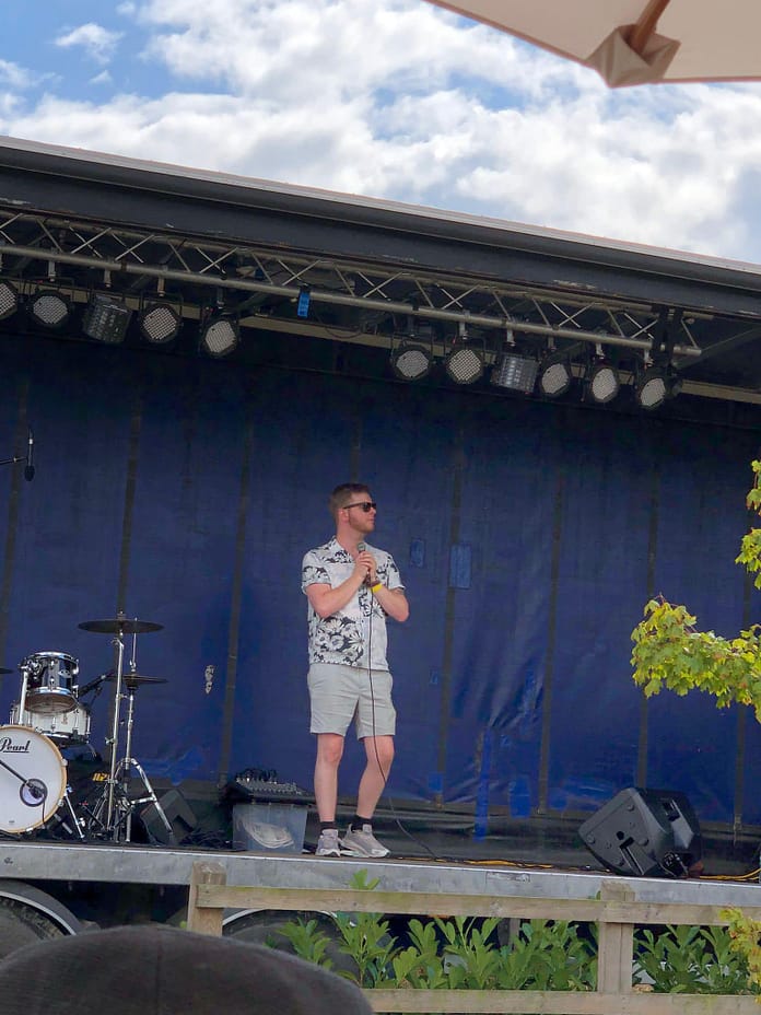 Robin Shaw Sings His Heart Out In 'Yours Sincerely'