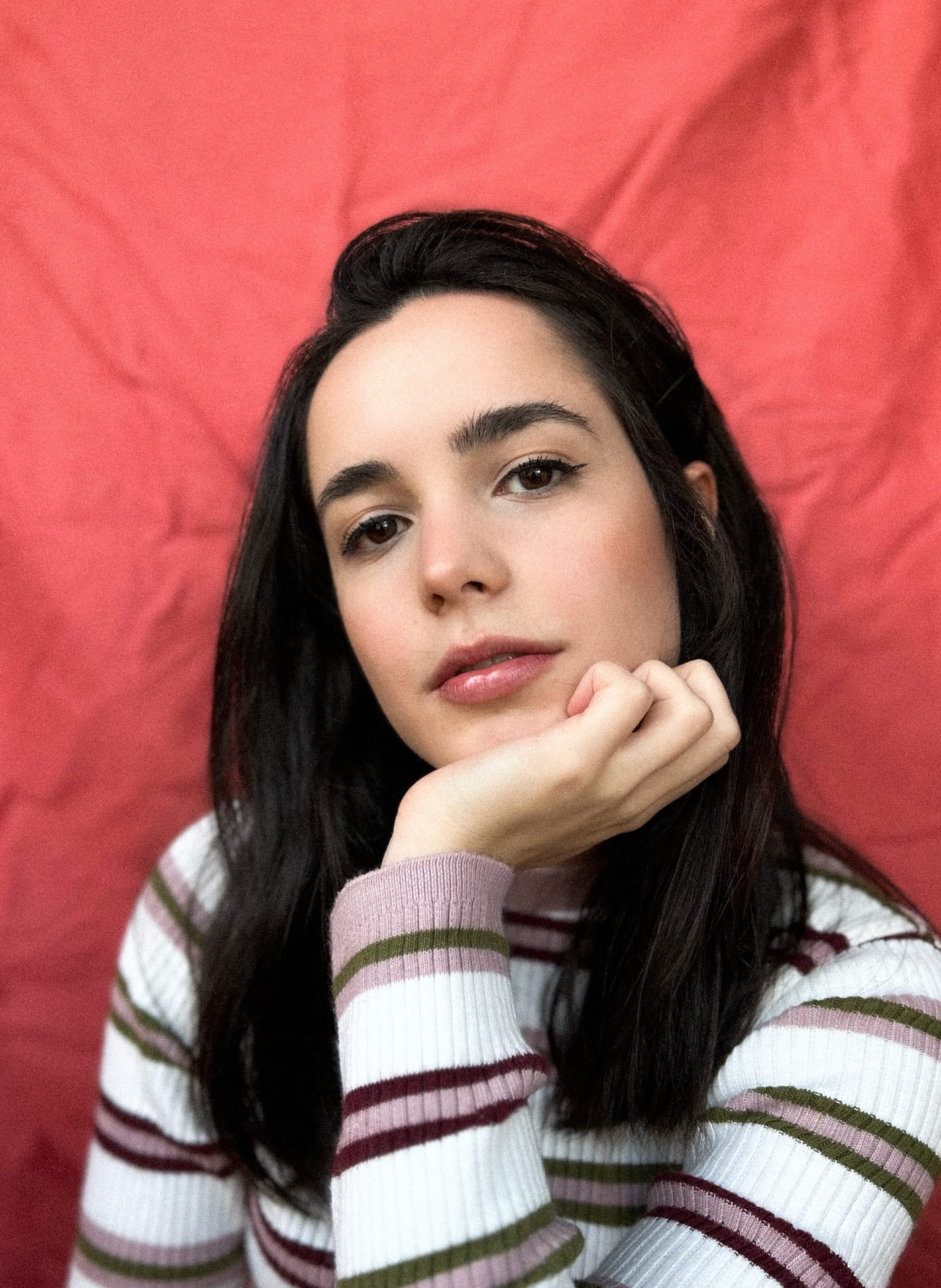 Discover Global Sounds In Anna Lopes Harmonious Single 'Será'