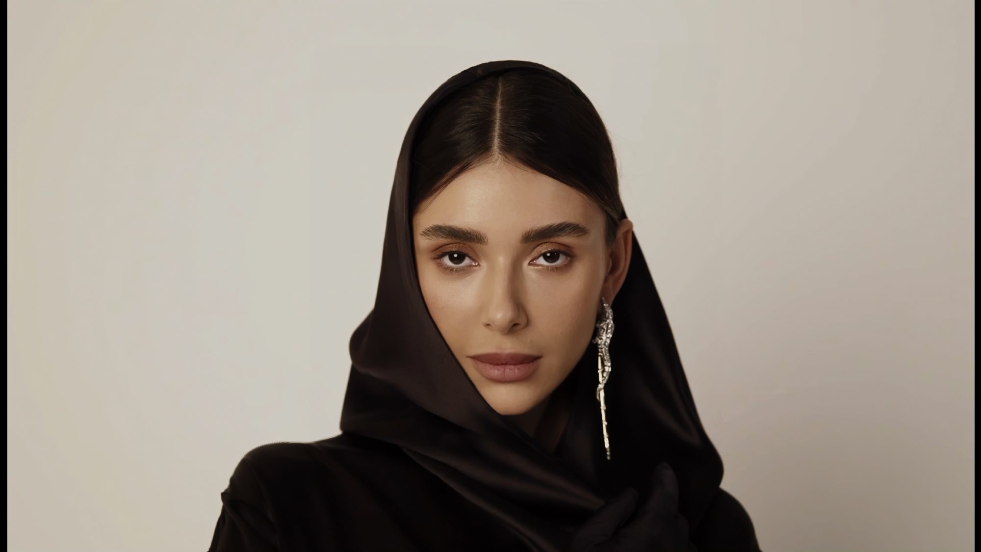 Debut Album VSELUBOV Marks Etolubov's Ascent In Global Pop