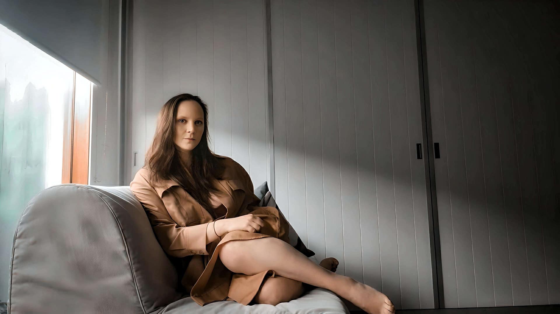 Karen Harding's "Invisible Stranger" Strikes A Chord With Soulful Elegance