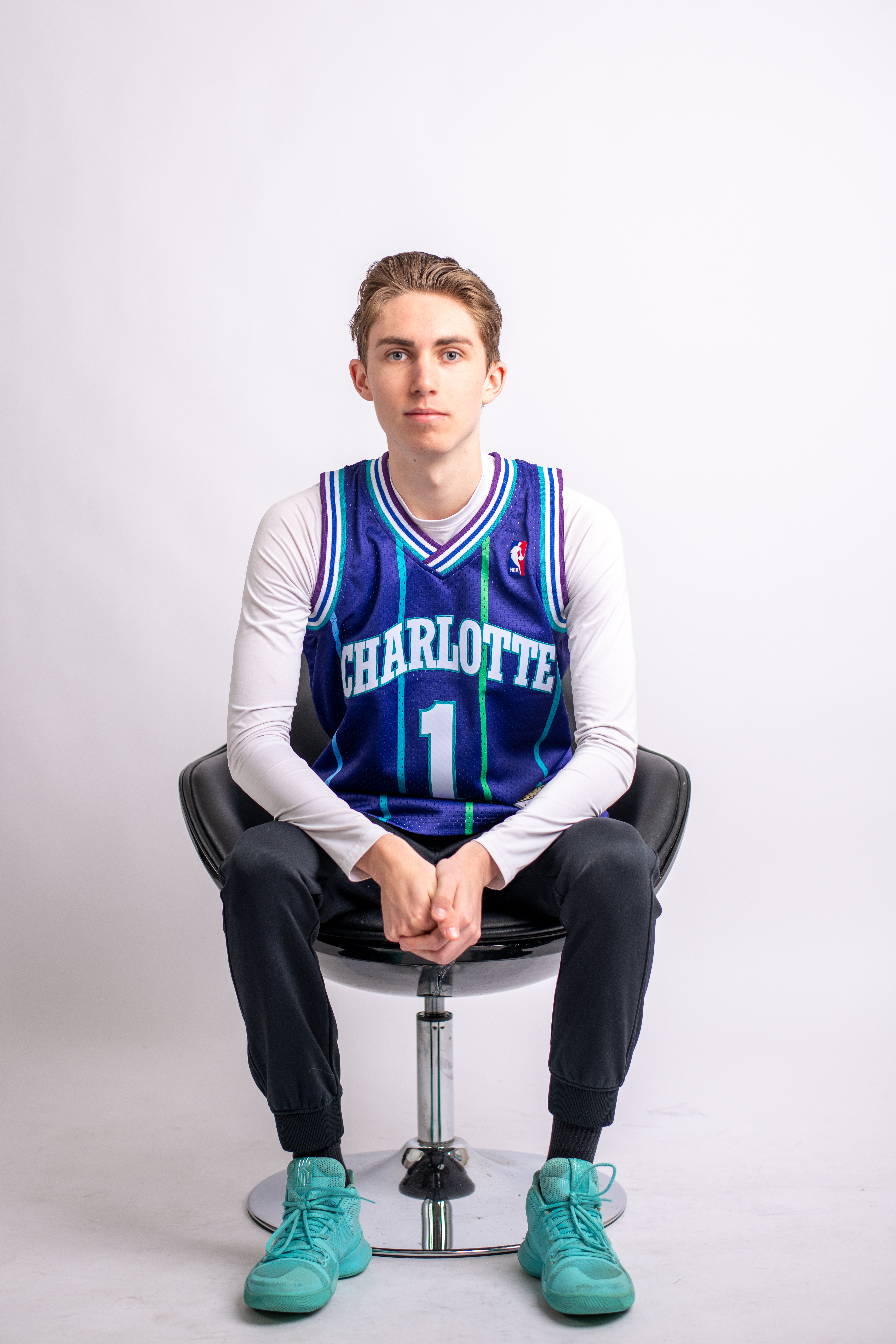 Blake Kelly's "Left or Right" Captures the Art of Indecision on New EP Guidance